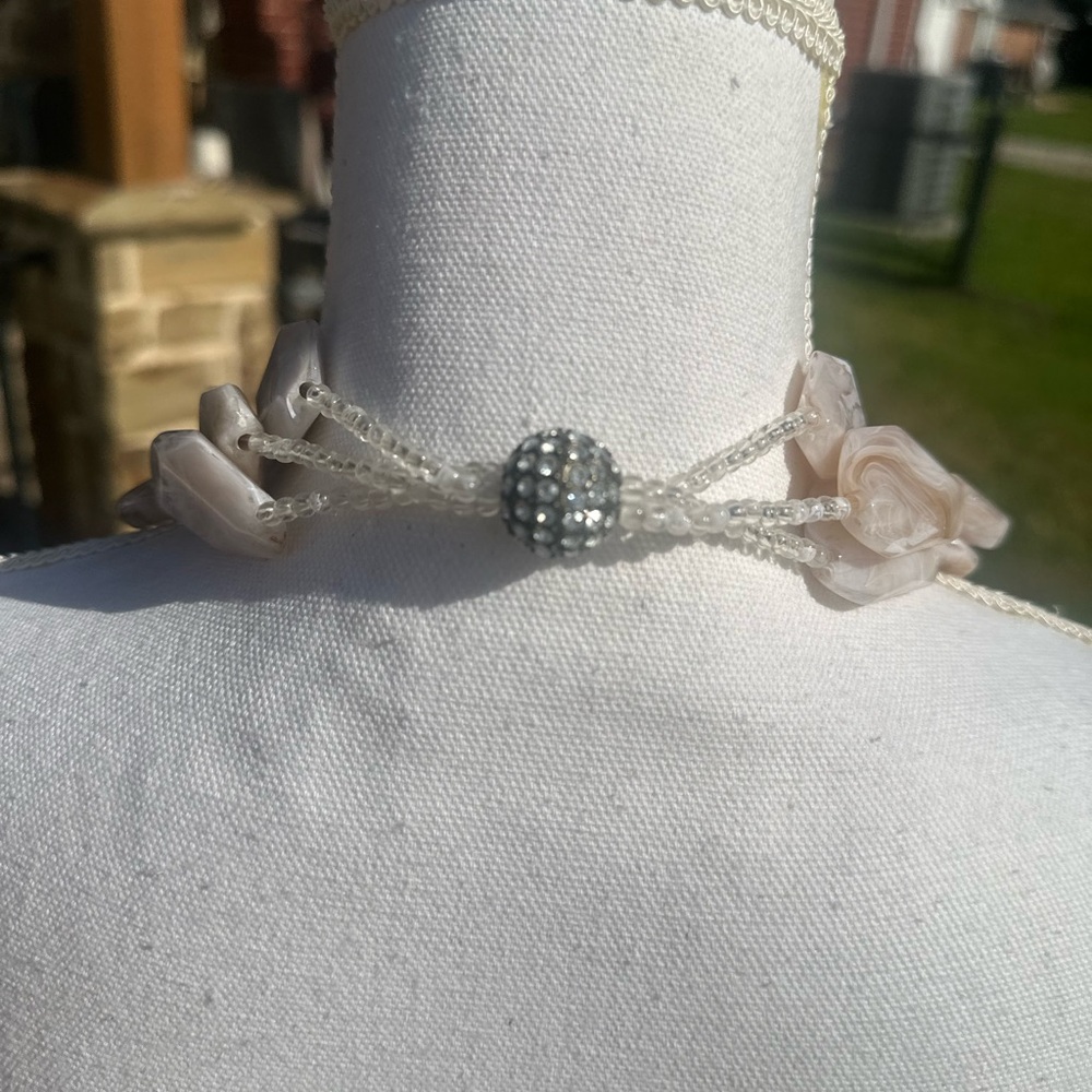 Cream and Brown Layered Beaded Necklace - Picture 3 of 10